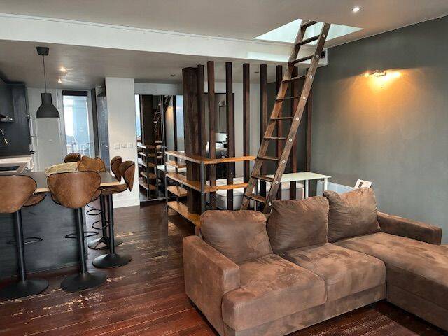 Appartement 1 pièce 45 m² · à Bordeaux · 44,9 m² · 850 €