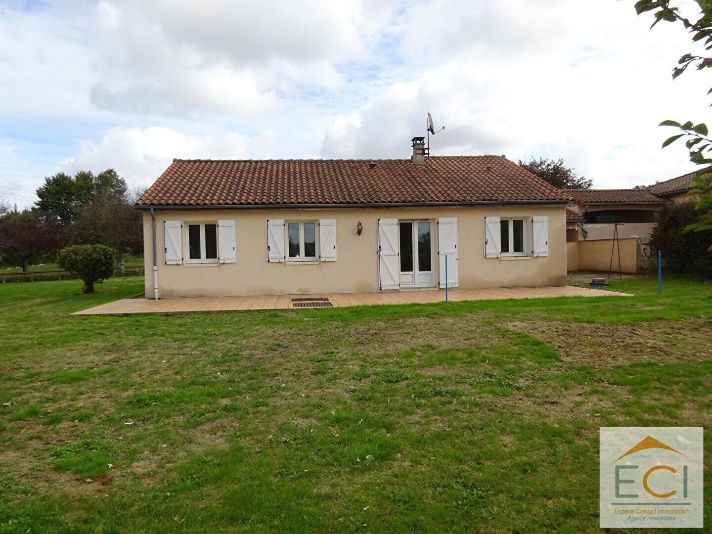 Maison 4 pièces 102 m² · à Verneuil-sur-Vienne · 102,2 m² · 895 €/mois