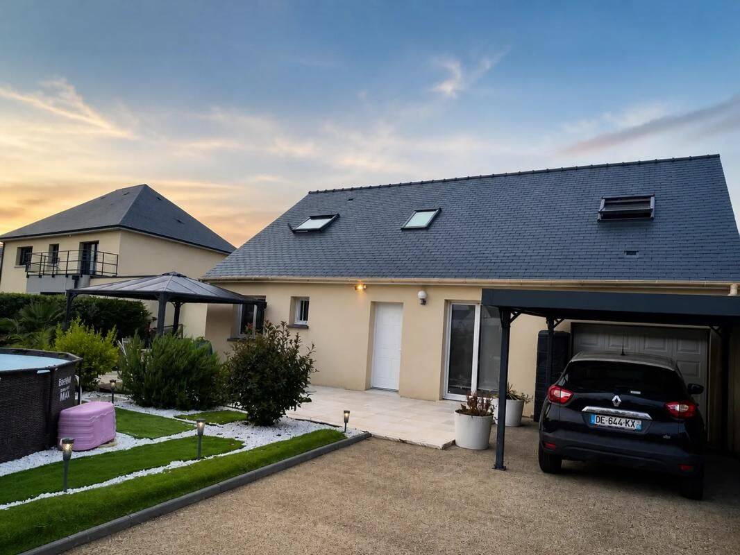Maison 6 pièces 142 m² · à Tourville-sur-Odon · 142 m² · 440 000 €