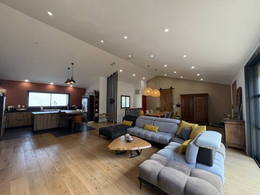 Maison à vendre 621 800 € 8 pièces 6 chambres 250 m² Castelnaudary 11400