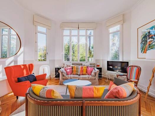 Appartement à vendre 915 000 € 4 pièces 2 chambres 89 m² RDC/4 Pereire-Ville-d'Hiver Arcachon 33120