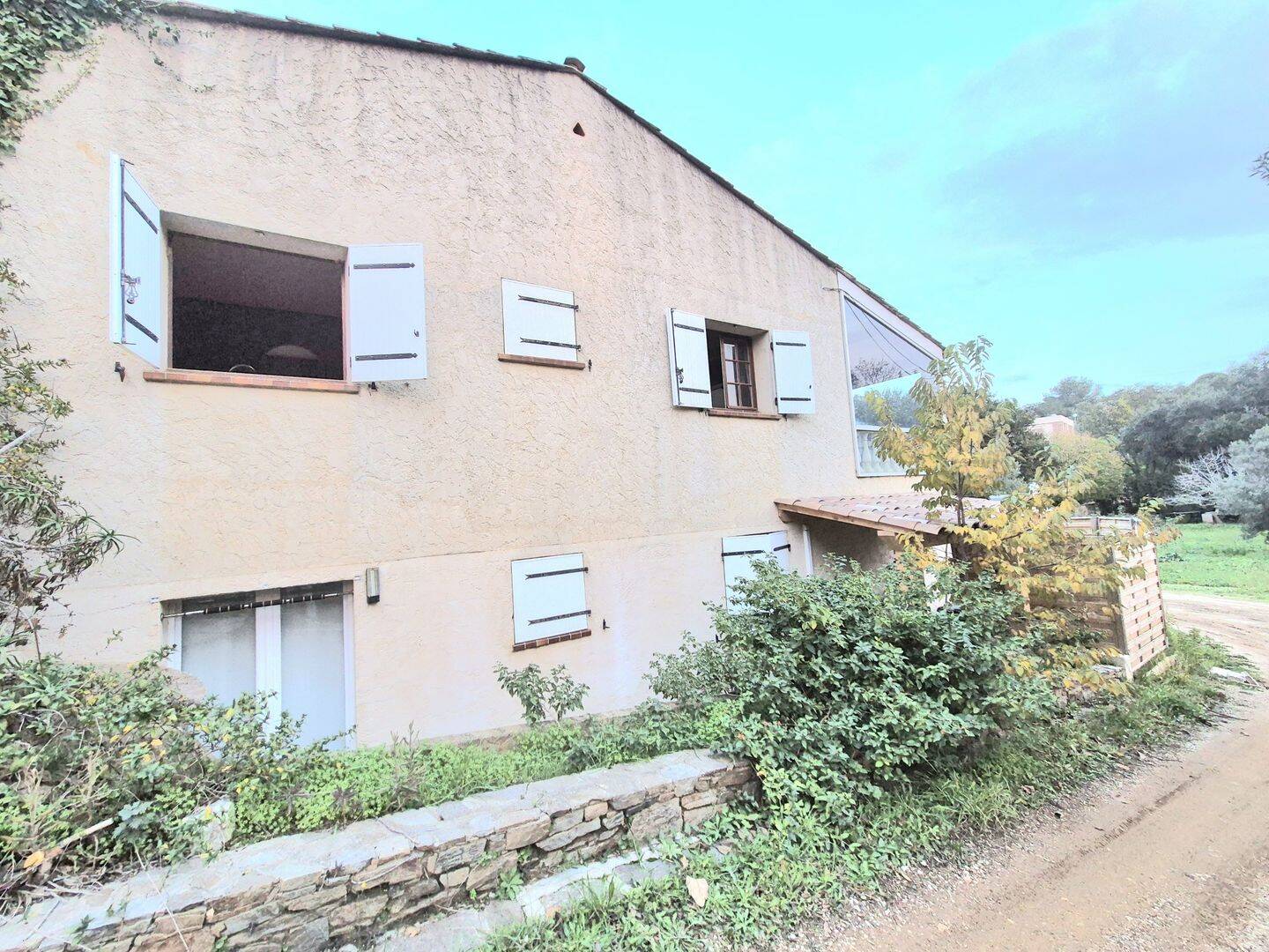 Maison 8 pièces 405 m² · à Bormes-les-Mimosas · 404,7 m² · 1 248 000 €