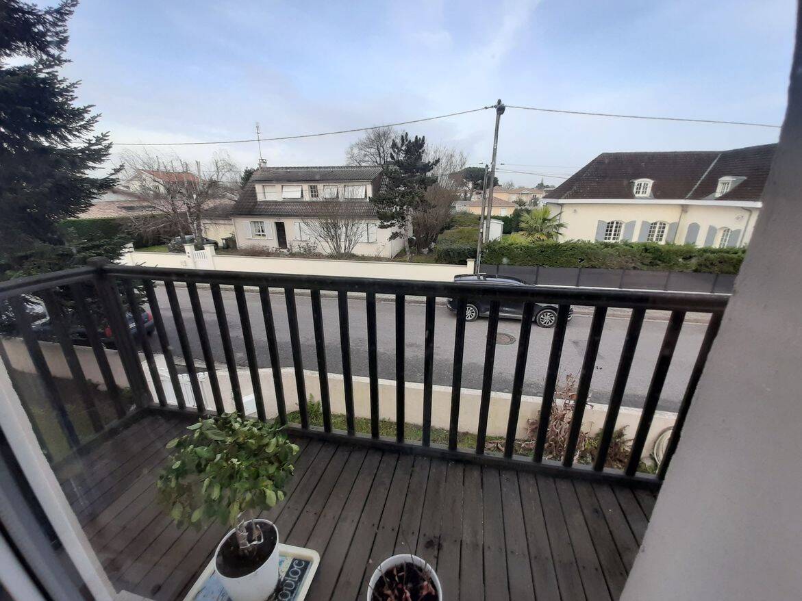 Appartement 3 pièces 80 m² · à Mérignac · 80,5 m² · 885 €/mois