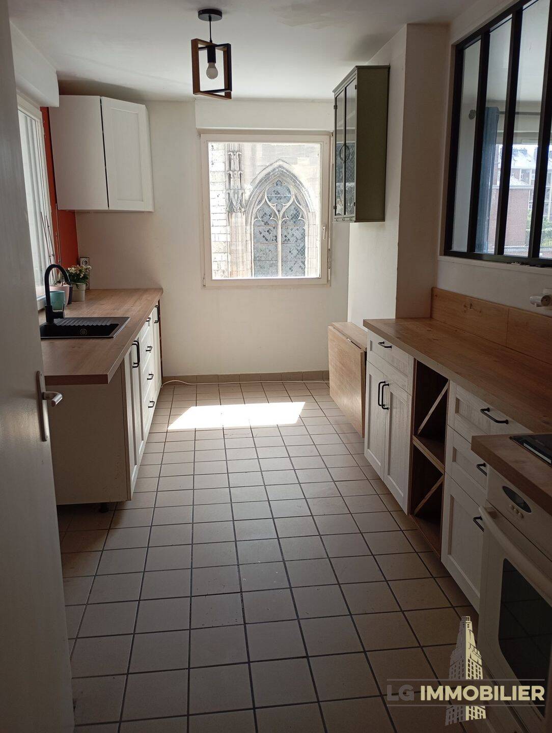 Appartement 4 pièces 84 m² · à Amiens · 83,7 m² · 1 190 €