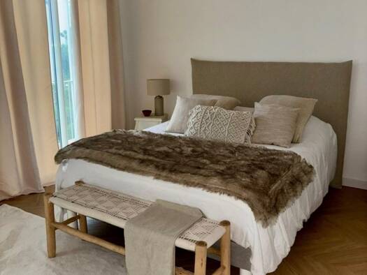 Appartement à vendre 250 000 € 3 pièces 2 chambres 80 m² 4ème étage Montesoro Bastia 20600