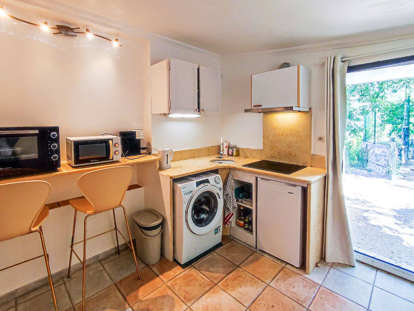 Appartement 1 pièce 28 m² · à Aix-en-Provence · 28 m² · 800 €