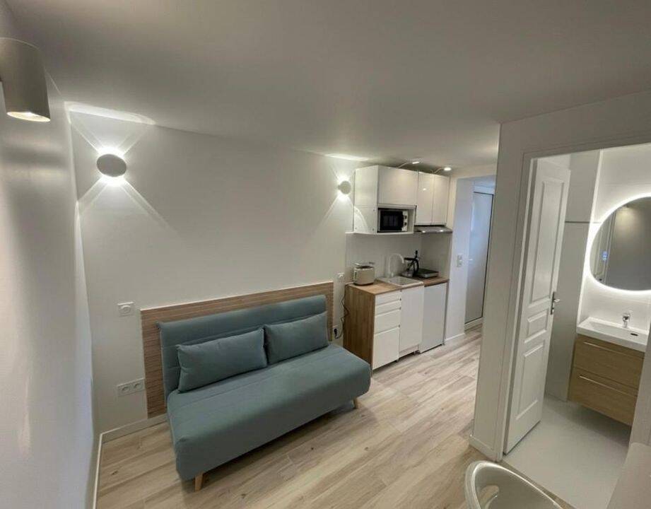 Appartement 1 pièce 20 m² · à Bagneux · 20 m² · 870 €