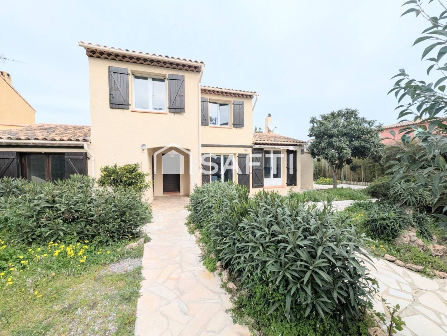 Maison 4 pièces 96 m² · à Saint-Raphaël · 96 m² · 449 000 €