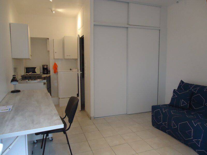 Appartement 1 pièce 16 m² · à Nevers · 16 m² · 355 €/mois