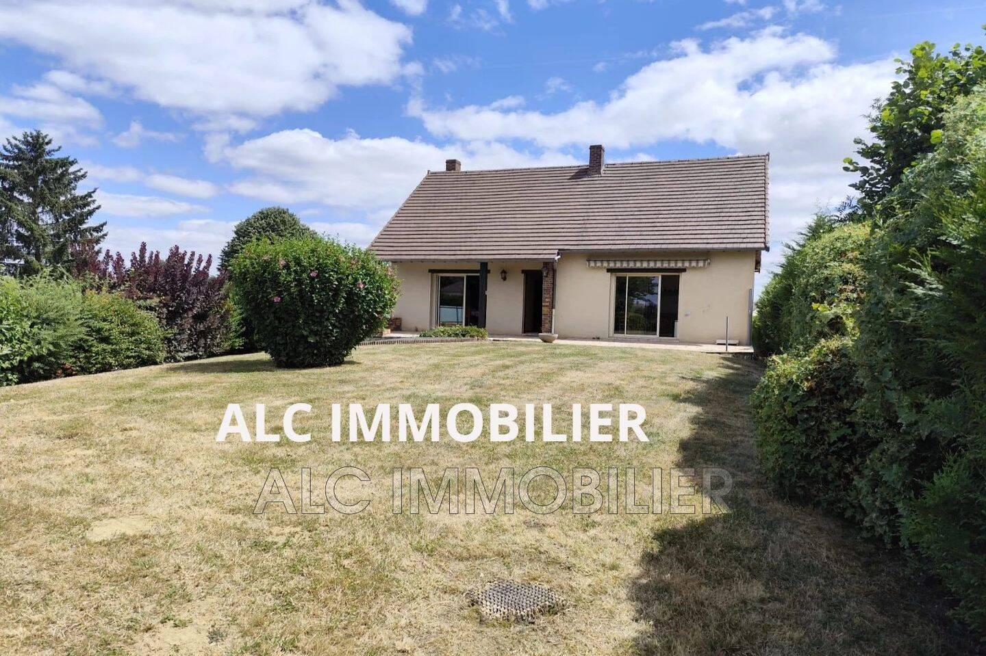 Maison 5 pièces 125 m² · à Dangeul · 125,4 m² · 196 500 €