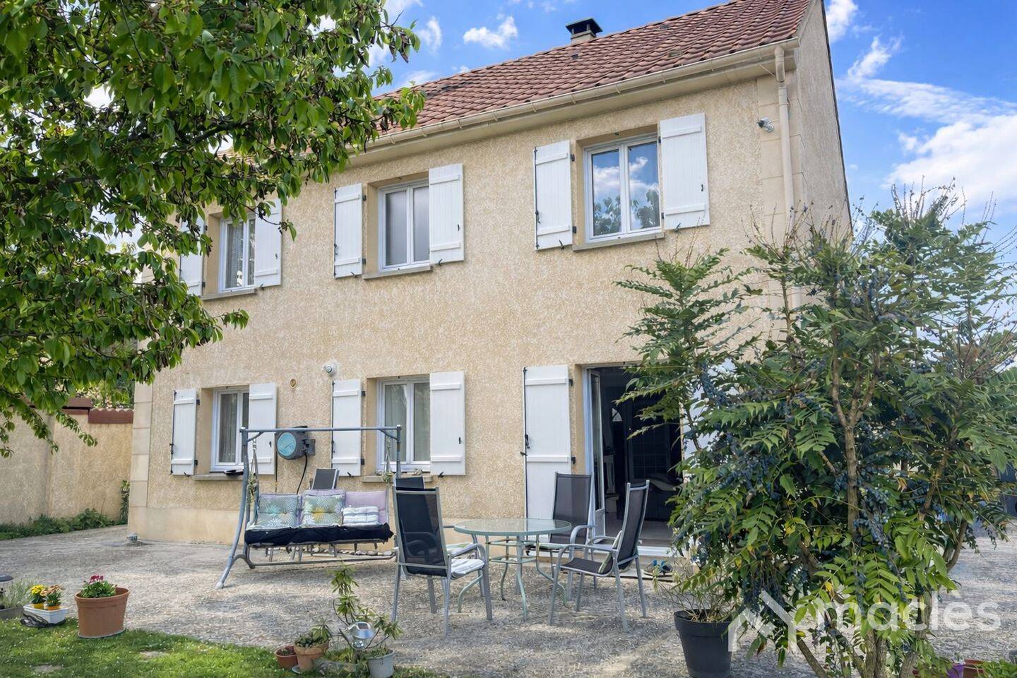 Maison 6 pièces 141 m² · à Domont · 141 m² · 572 000 €