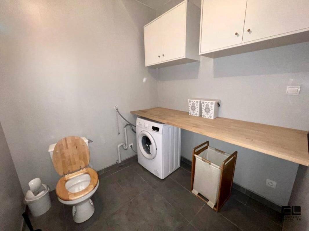 Maison de ville location meublée  87m² 2 chambres RUE LEON BLUM — 7