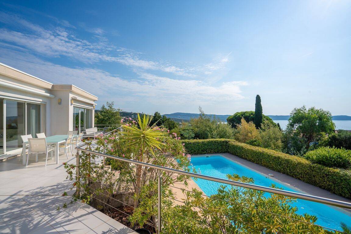 Maison 8 pièces 309 m² · à Cavalaire-sur-Mer · 309 m² · 1 970 000 €