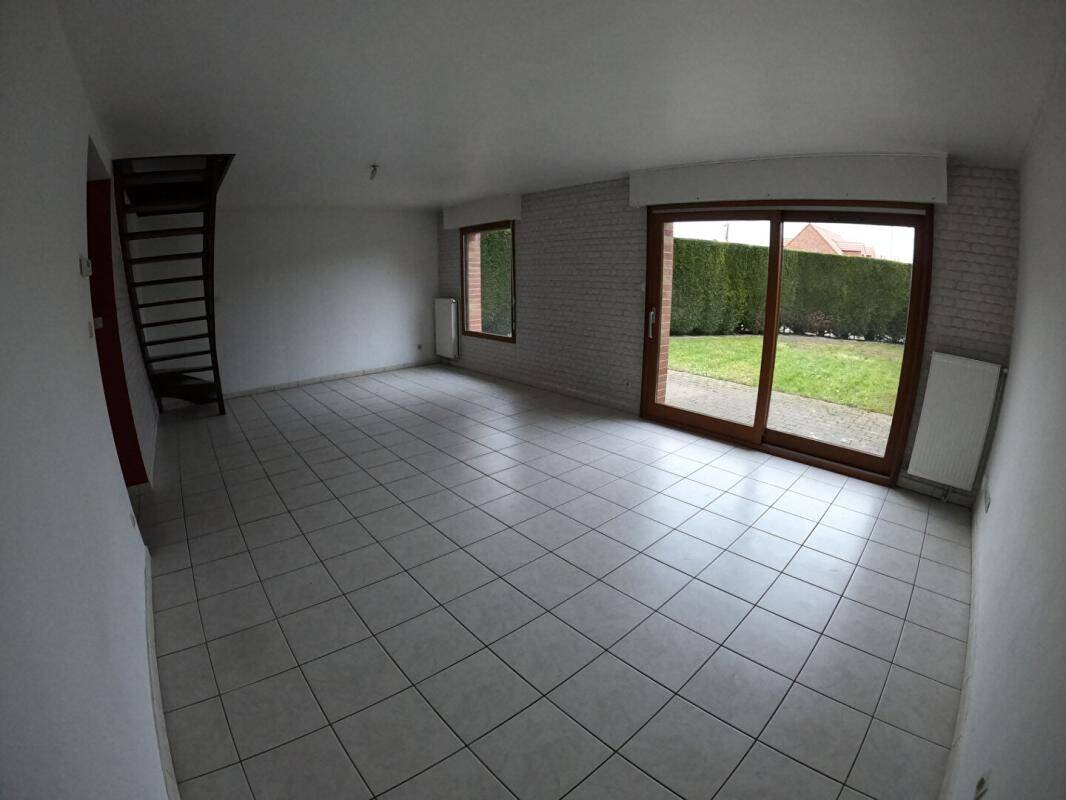 Maison 4 pièces 84 m² · à Saint-André-lez-Lille · 84 m² · 1 205 €