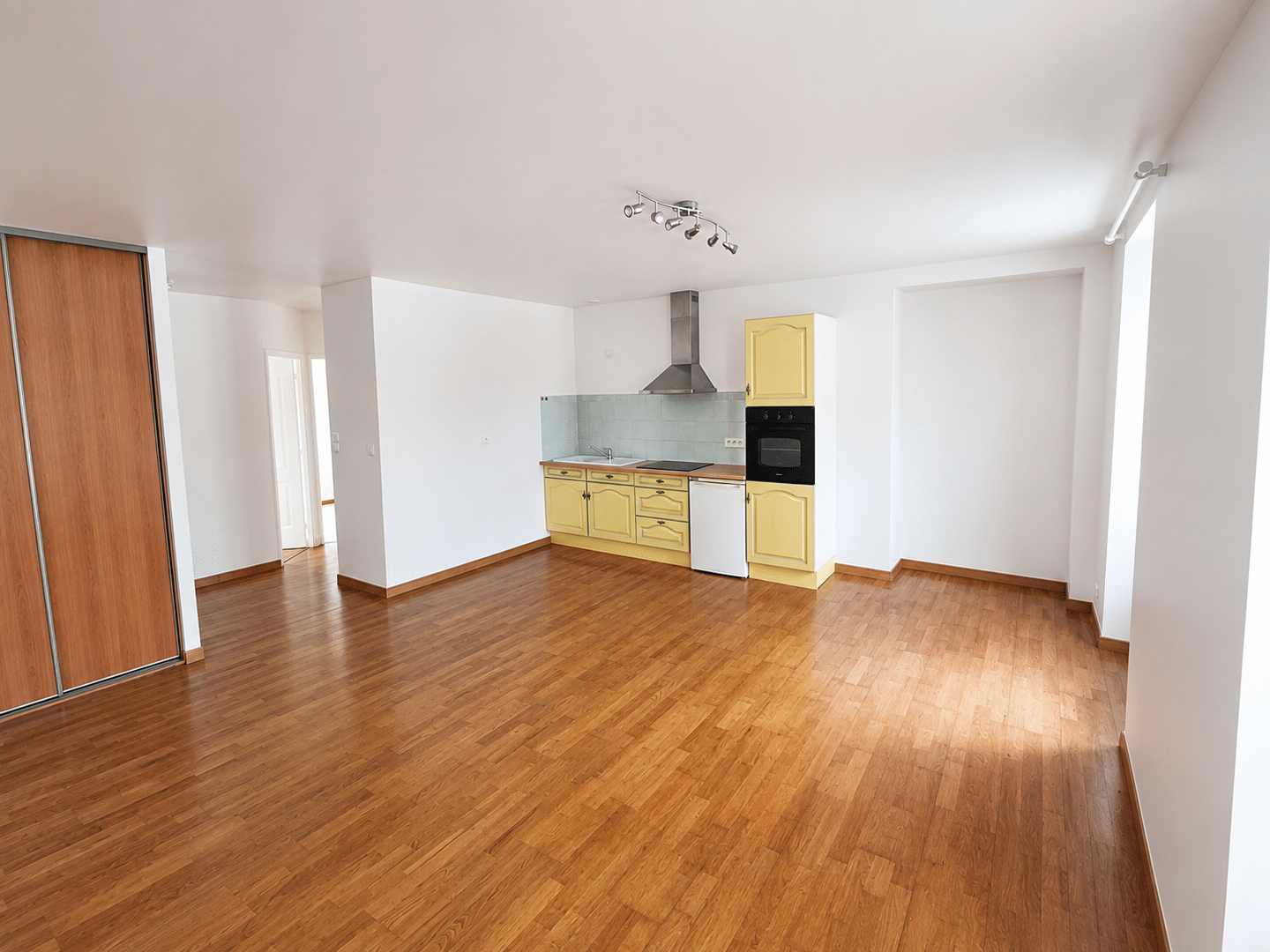 Appartement 1 pièce 58 m² · à Port-Launay · 58 m² · 435 €/mois