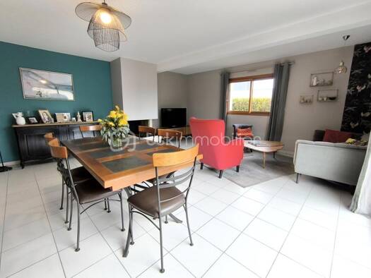 Maison à vendre 439 000 € 5 pièces 4 chambres 130 m² 487 m² de terrain Est Pacé 35740