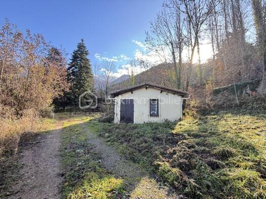 Terrain constructible à vendre 126 000 € 3 680 m² de terrain Vernet-les-Bains 66820