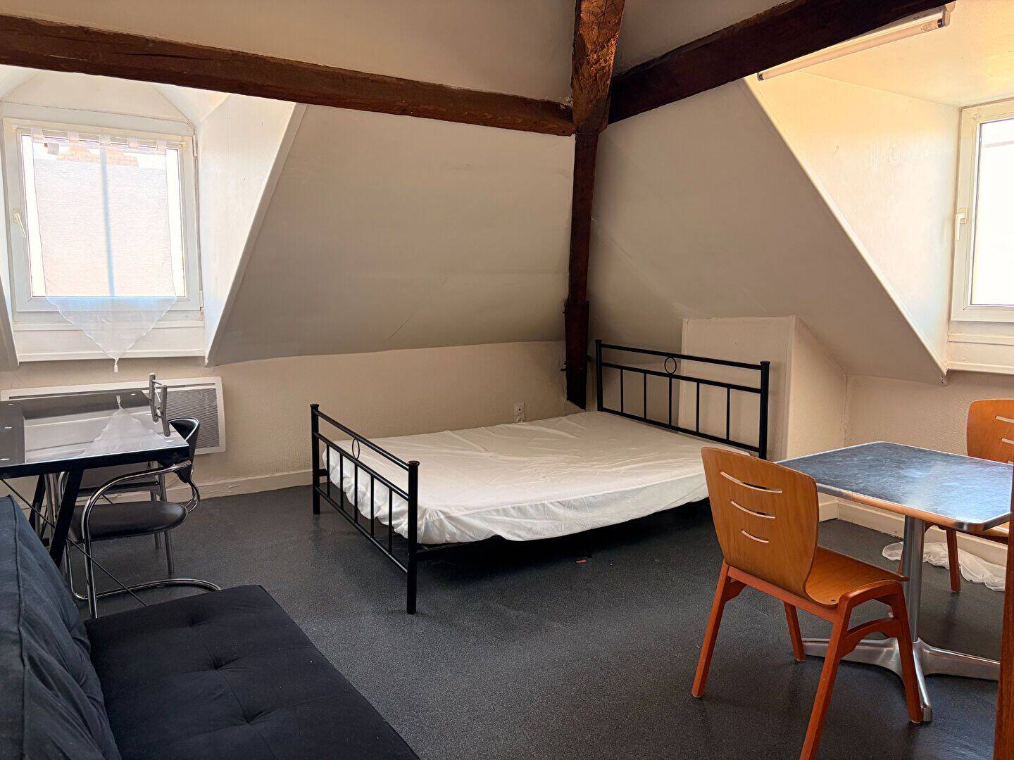 Appartement 1 pièce 15 m² · à Saint-Quentin · 15,4 m² · 310 €/mois