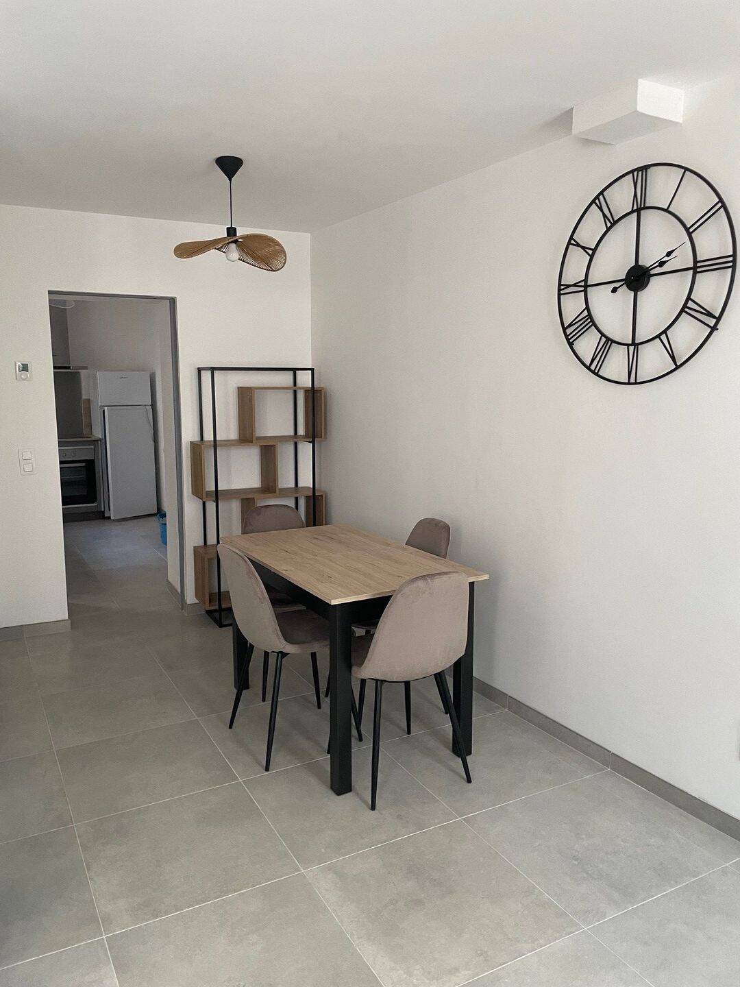 Maison 4 pièces 70 m² · à Nîmes · 70 m² · 850 €