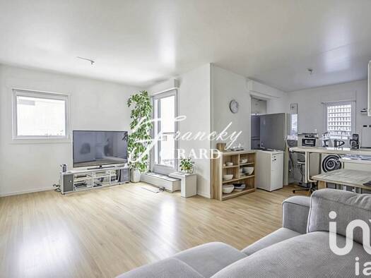 Appartement à vendre 147 000 € 2 pièces 1 chambre 50 m² 3 étages Doucettes Garges-lès-Gonesse 95140