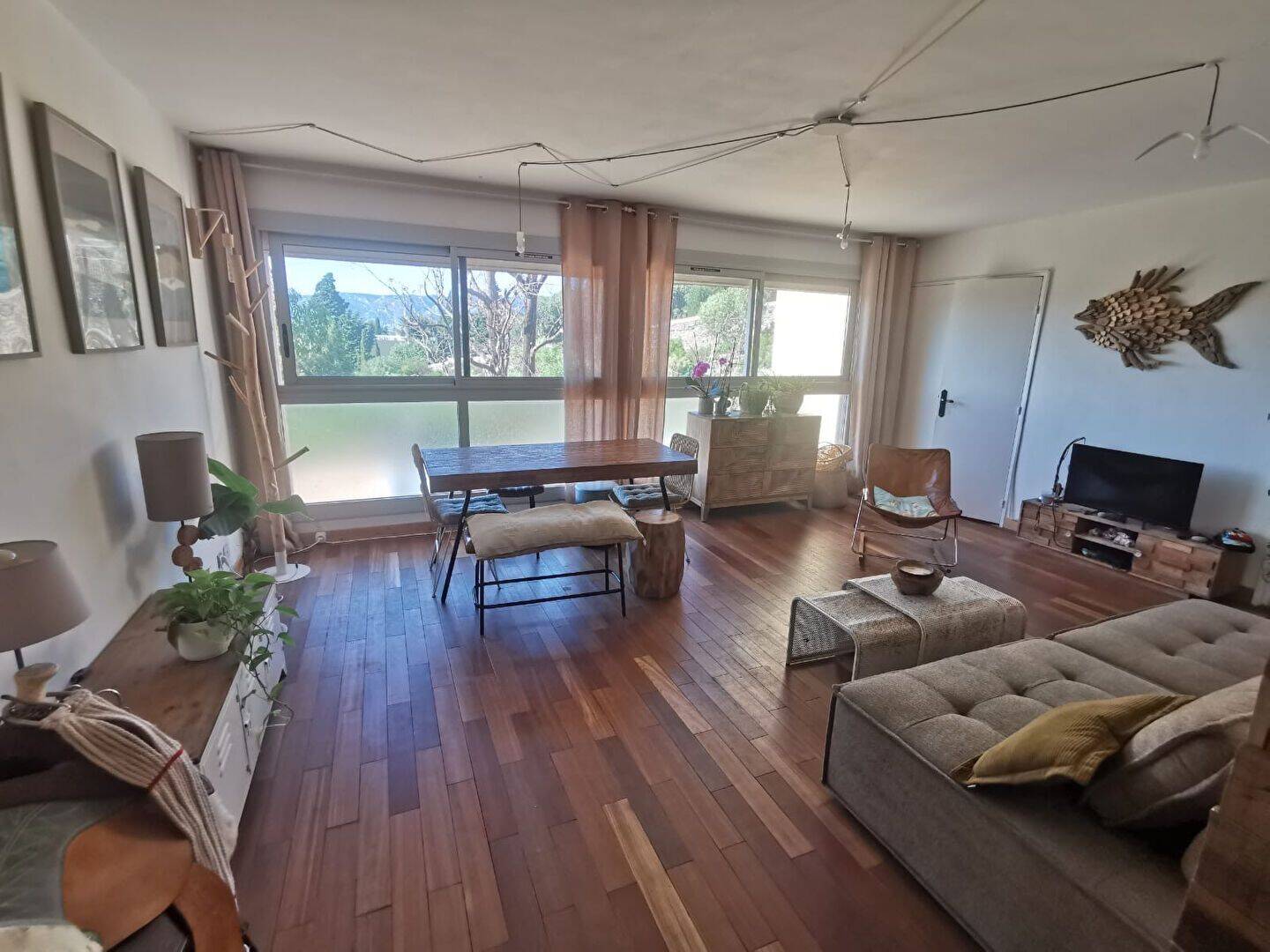 Appartement 4 pièces 77 m² · à Saint-Mandrier-sur-Mer · 77 m² · 1 080 €