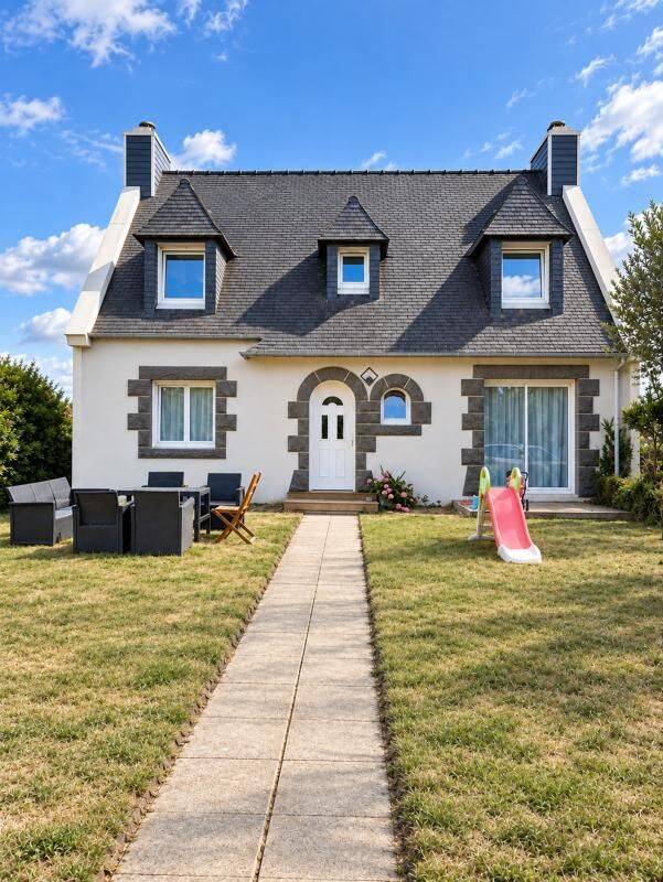 Maison 6 pièces 113 m² · à Plouvien · 113 m² · 324 000 €