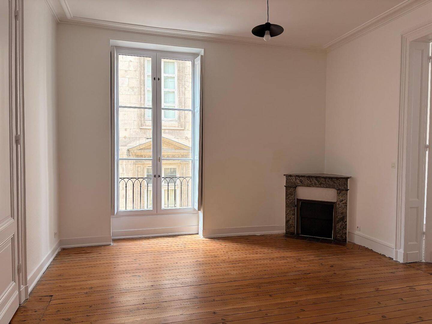 Appartement 4 pièces 120 m² · à Bordeaux · 120,1 m² · 1 850 €/mois