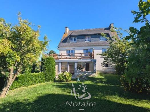 Maison à vendre 259 000 € 10 pièces 6 chambres 220 m² 1 000 m² de terrain Plouescat 29430