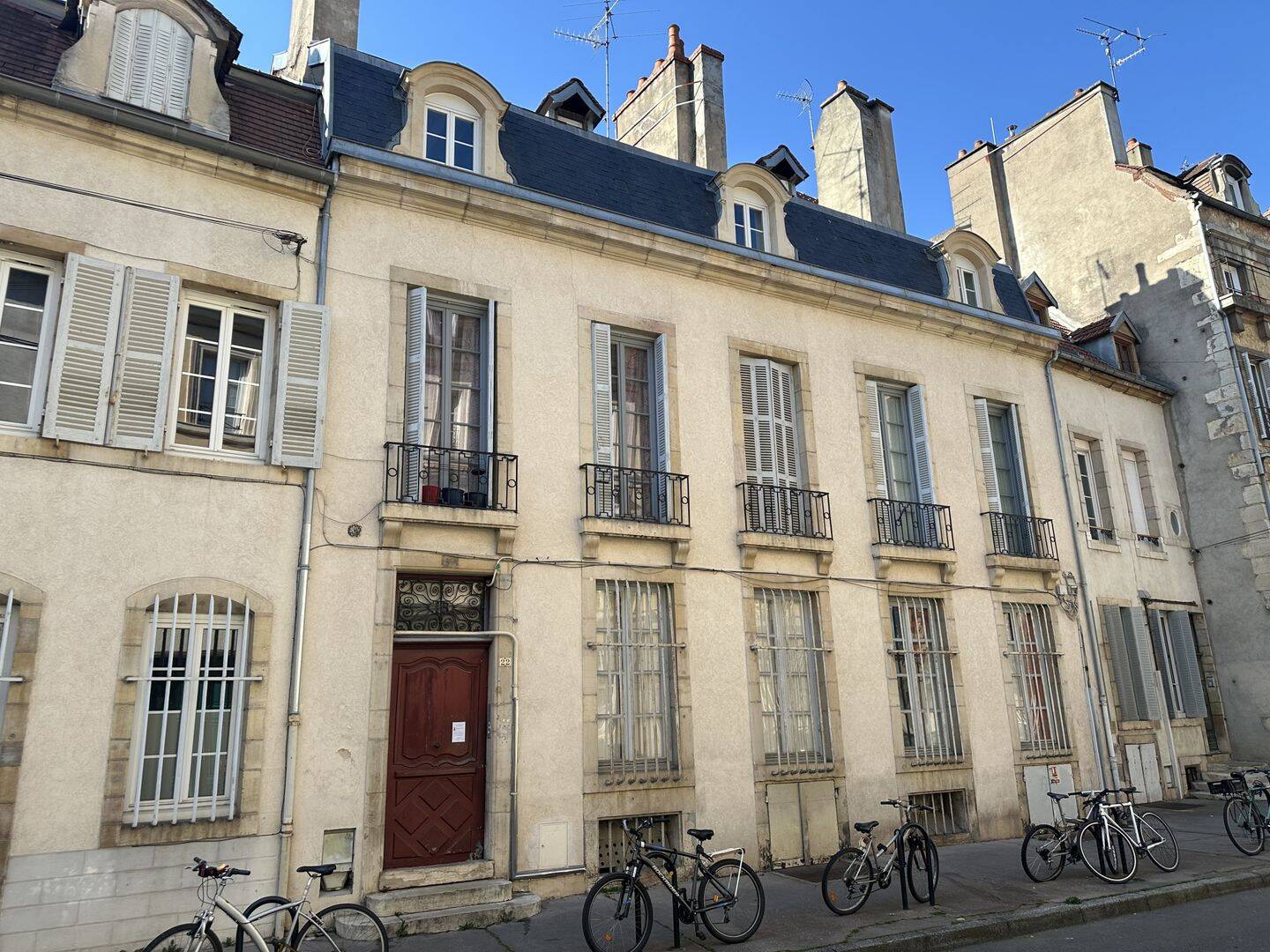 Appartement 6 pièces 146 m² · à Dijon · 146 m² · 395 000 €