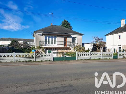 Maison à vendre 146 700 € 3 pièces 2 chambres 57 m² 900 m² de terrain Retiers 35240