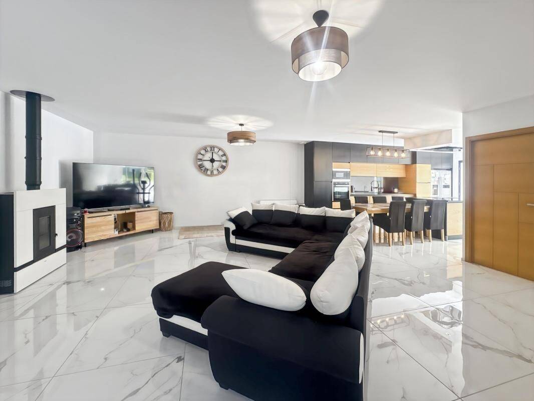 Maison 6 pièces 133 m² · à Lailly-en-Val · 133,2 m² · 300 000 €