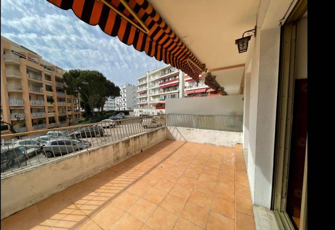 Appartement 2 pièces 51 m² · à Cagnes-sur-Mer · 50,7 m² · 910 €/mois