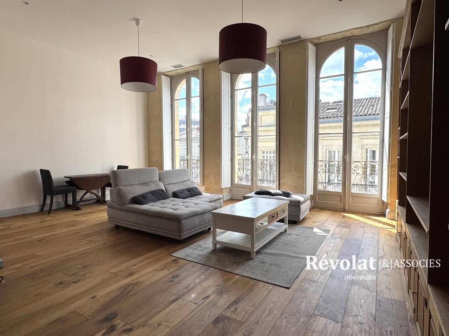 Appartement 2 pièces 88 m² · à Bordeaux · 88 m² · 2 500 €
