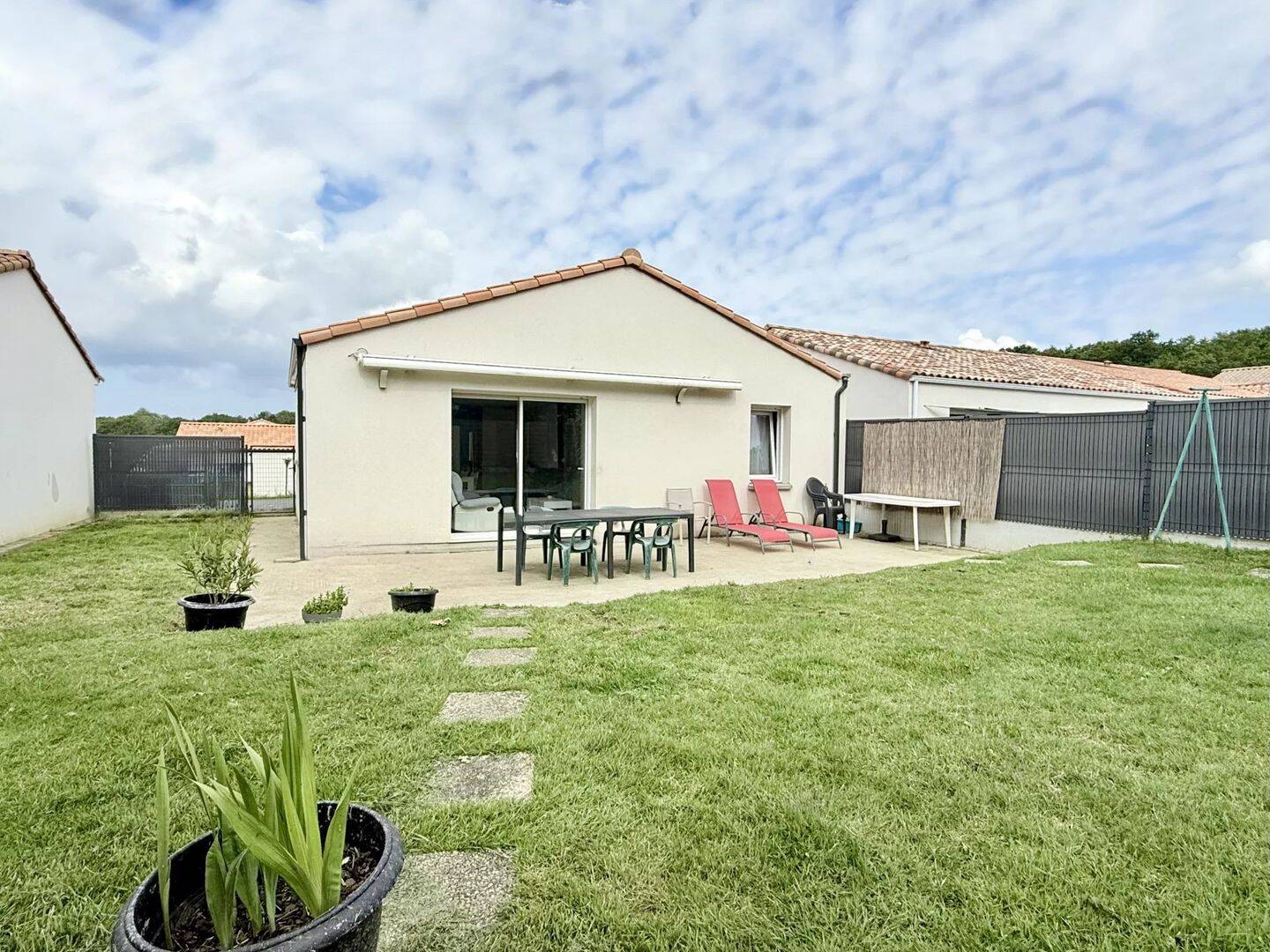 Maison 4 pièces 90 m² · à Saint-Père-en-Retz · 89,7 m² · 282 150 €