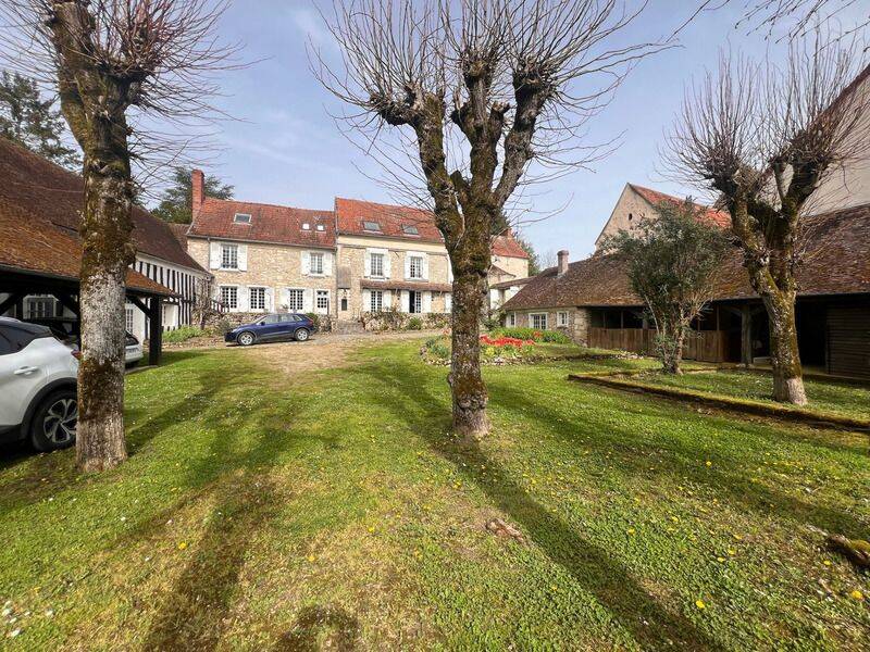 Maison 13 pièces 380 m² · à Condé-en-Brie · 380 m² · 990 000 €