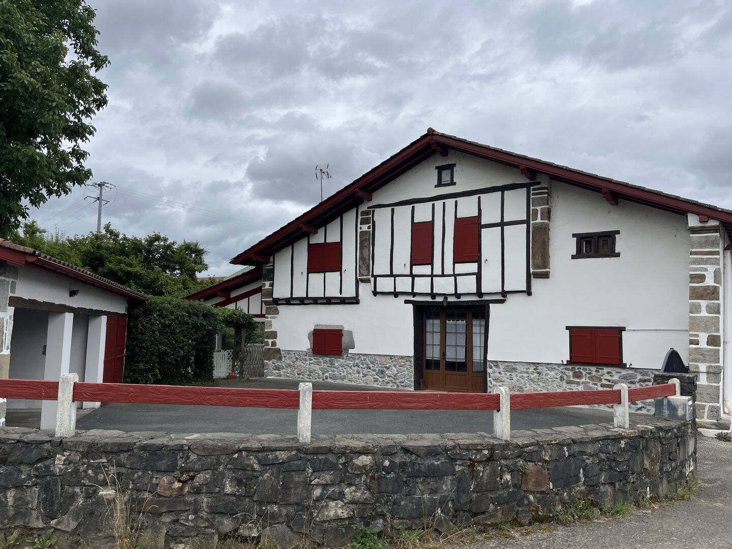 Maison 4 pièces 136 m² · à Armendarits · 136 m² · 800 €/mois