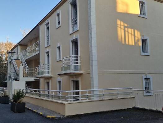 Appartement à vendre 122 000 € 2 pièces 1 chambre 41 m² RDC Georges Pompidou Périgueux 24000