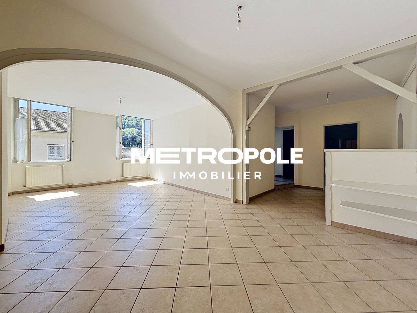 Appartement 4 pièces 124 m² · à Tarare · 124 m² · 155 000 €