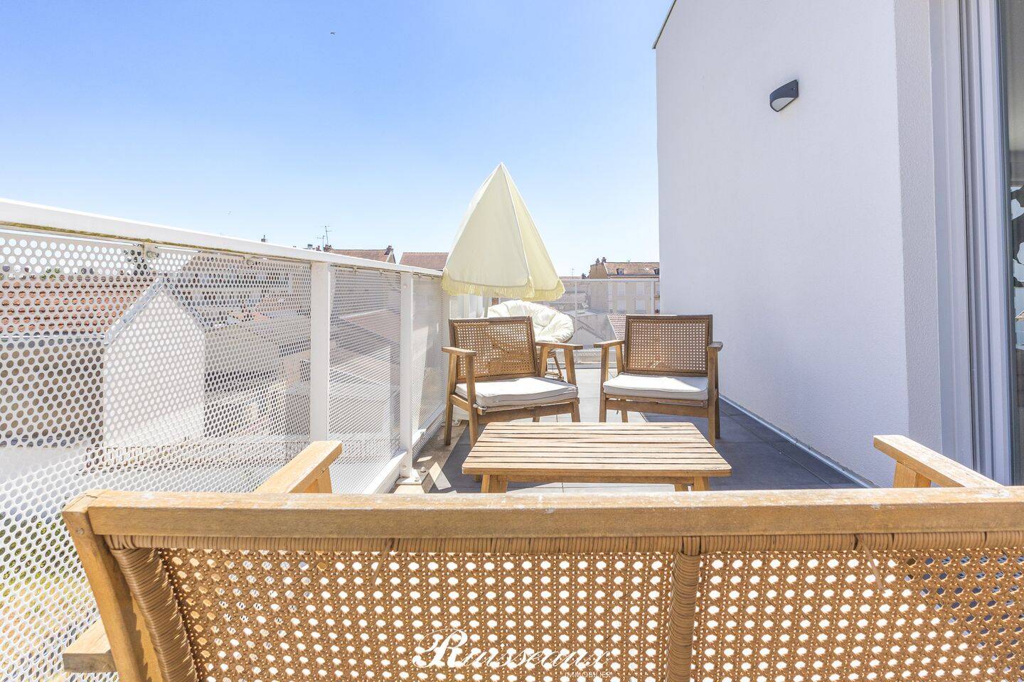 Appartement 4 pièces 91 m² · à Dijon · 90,6 m² · 348 000 €