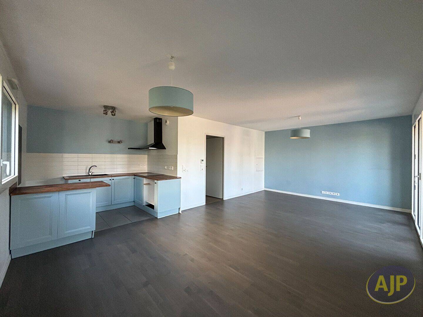 Appartement 3 pièces 71 m² · à Bordeaux · 70,5 m² · 1 100 €