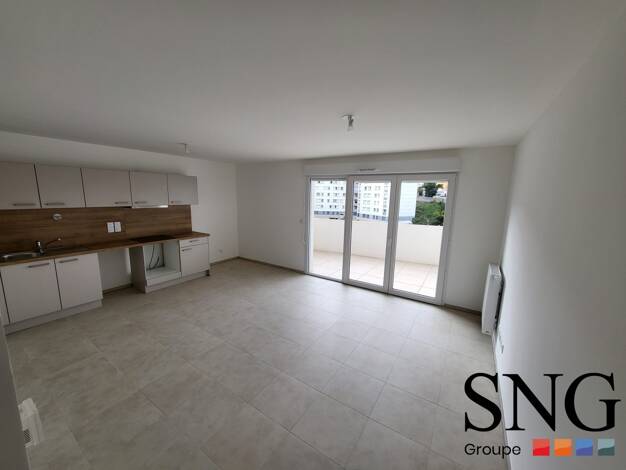 Appartement à louer 1 049 € 3 pièces 2 chambres 64,7 m² 5ème étage Le Merlan Marseille 13014