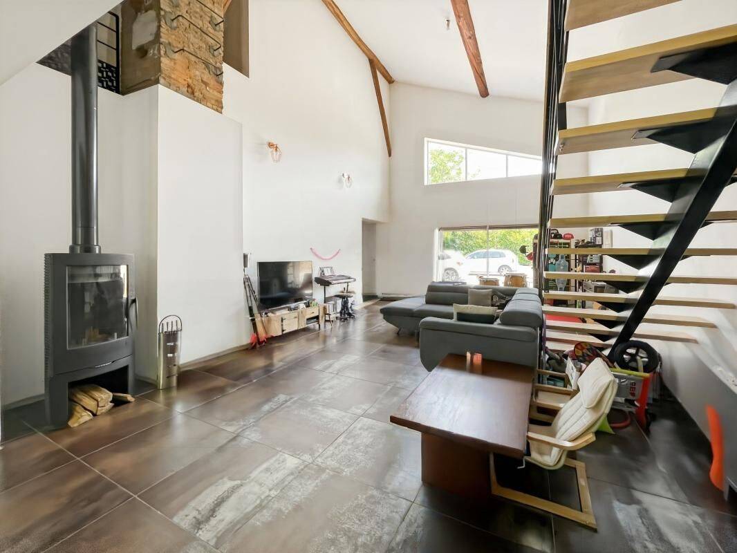 Maison 3 pièces 157 m² · à Grisolles · 157 m² · 280 000 €