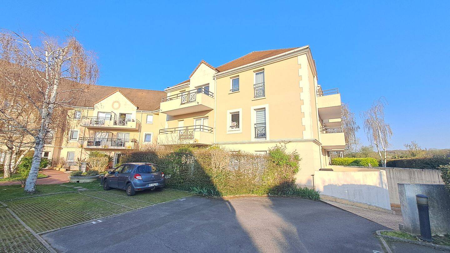 Appartement 2 pièces 48 m² · à Saint-Rémy-lès-Chevreuse · 48 m² · 196 000 €