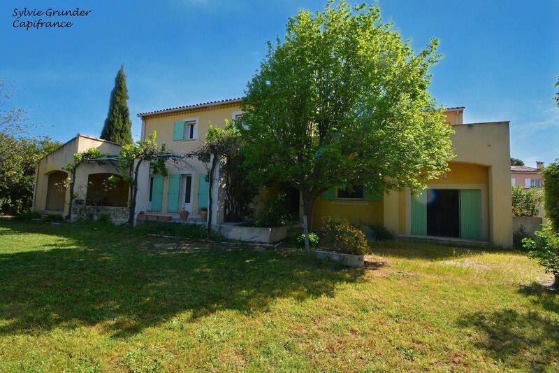 Maison 6 pièces 182 m² · à Salon-de-Provence · 182 m² · 599 000 €