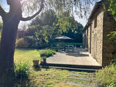 Maison à vendre 645 000 € 5 pièces 4 chambres 195 m² 4 514 m² de terrain Coueron 44220