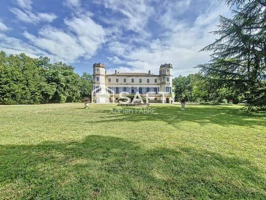 Château à vendre 1 350 000 € 12 pièces 8 chambres 448 m² 70 000 m² de terrain Saint-Sulpice-la-Pointe 81370