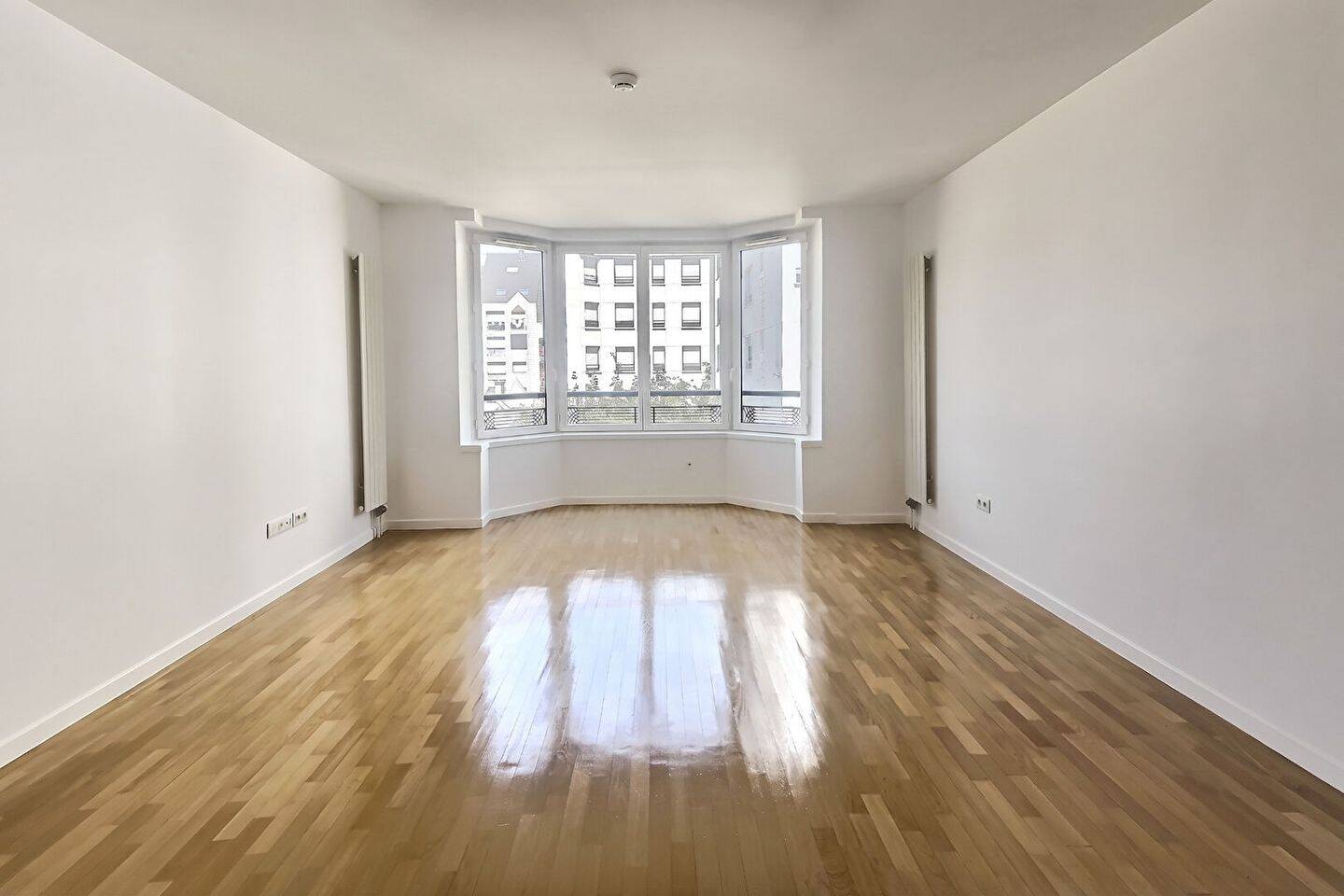 Appartement 3 pièces 62 m² · à Suresnes · 62 m² · 450 000 €