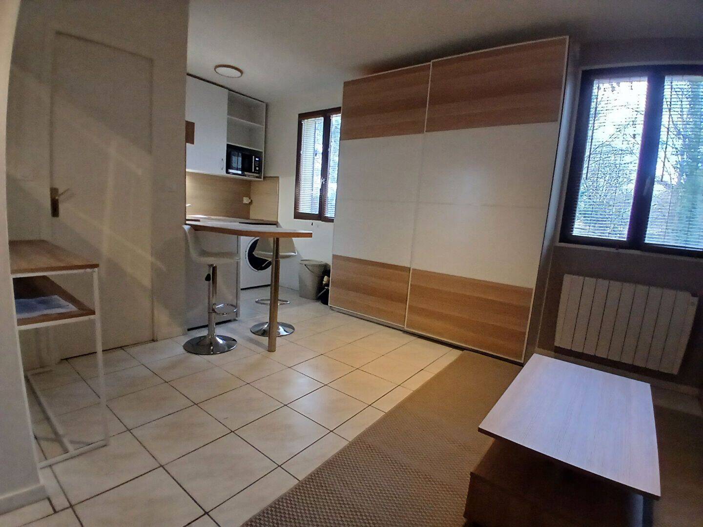 Appartement 1 pièce 20 m² · à Arpajon · 20 m² · 650 €
