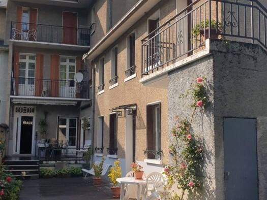Maison à vendre 328 600 € 11 pièces 10 chambres 335 m² Bagnères-de-Luchon 31110