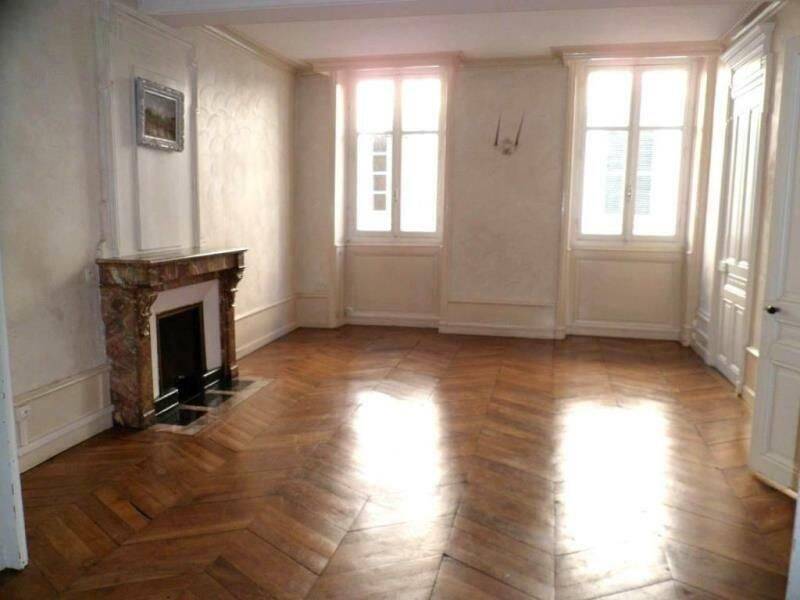 Appartement 3 pièces 62 m² · à Vienne · 61,6 m² · 561 €